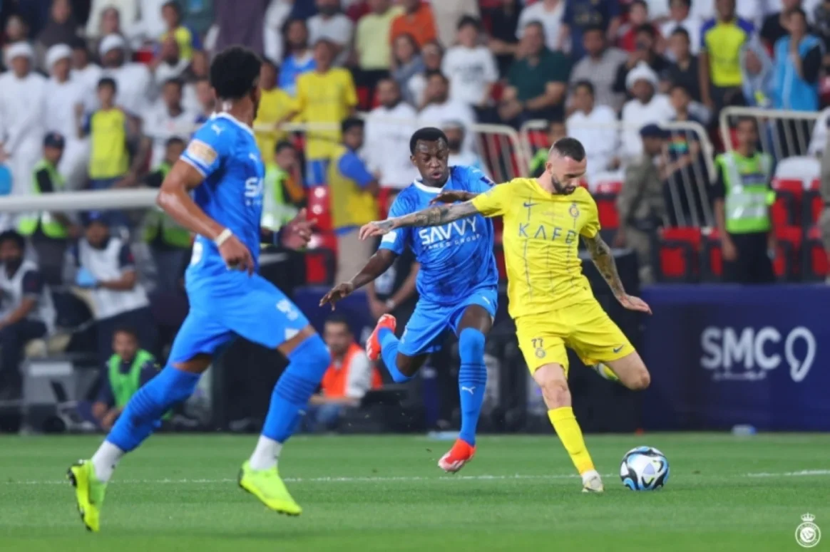 ديربي النصر والهلال.. فوز أصفر غائب في الدوري منذ 3 سنوات | آخر دقيقة  اخبارية