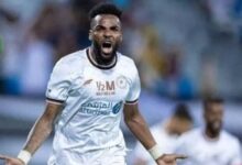 بعد هروبه من الزمالك.. تشجيانج الصيني يضم الجابونى آرون بوبيندزا