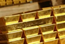 اقتصاد: سعر الذهب يتجه لخسارة أسبوعية مع تقليص رهانات خفض الفائدة
