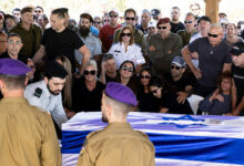 تفاصيل مقتل جندي إسرائيلي وإصابة آخر في كمين بحي الشجاعية
