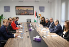 حسين الشيخ يلتقي مع مستشارة الرئيس الفرنسي لشؤون الشرق الأوسط